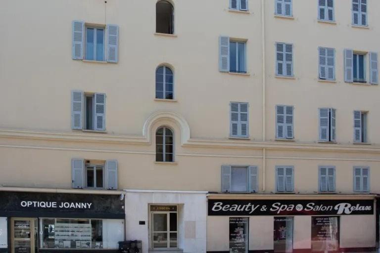 Appartamento Pantheon- App Centre, 2 Ch, 2 Sdb , Classe 4 Etoiles *